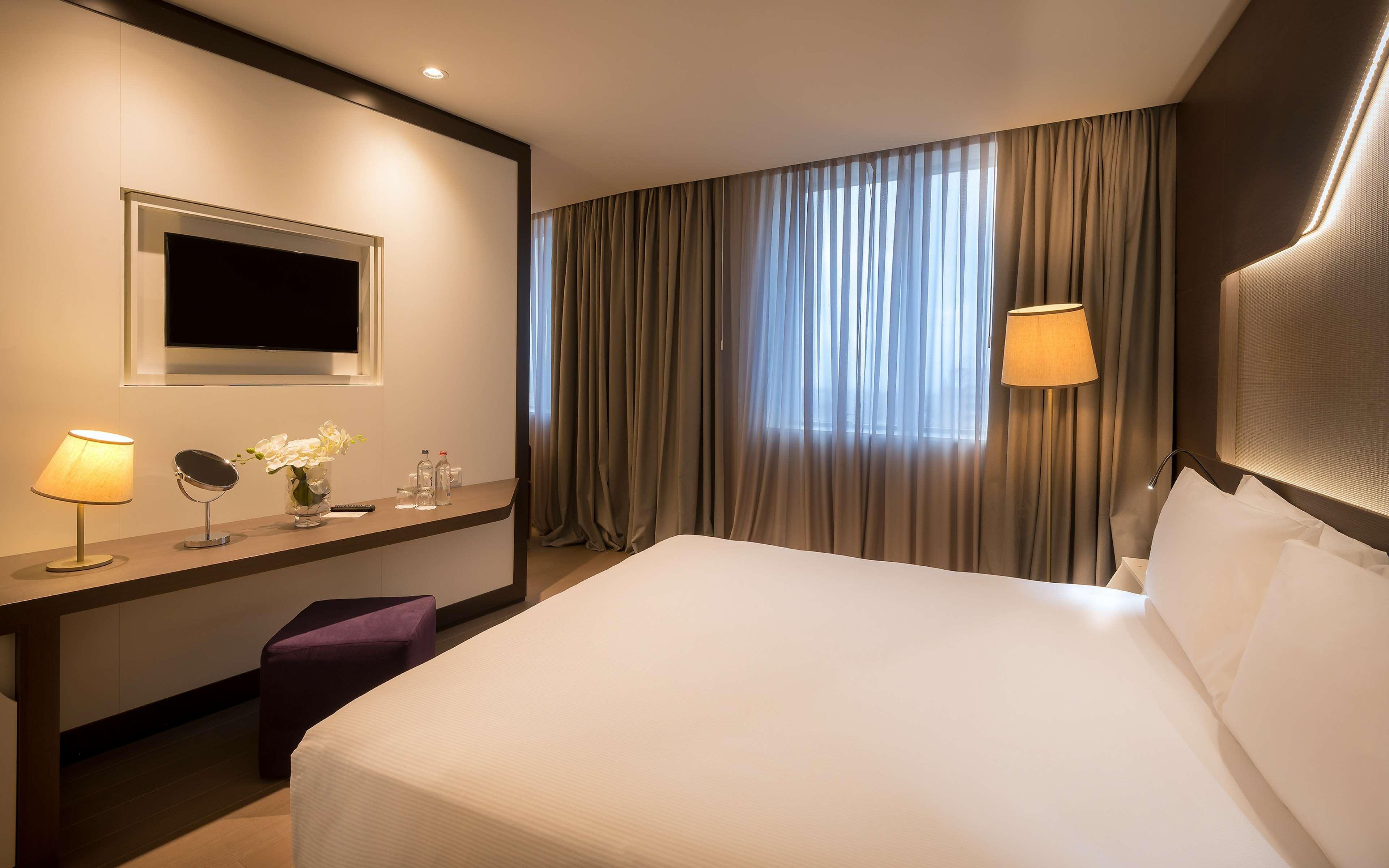 Doubletree By Hilton Yerevan City Centre Eksteriør billede